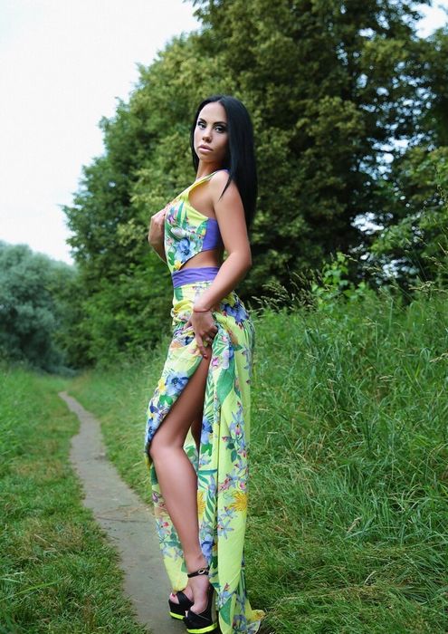 Ночные бабочки: чувства важнее форм в мире интимного досуга